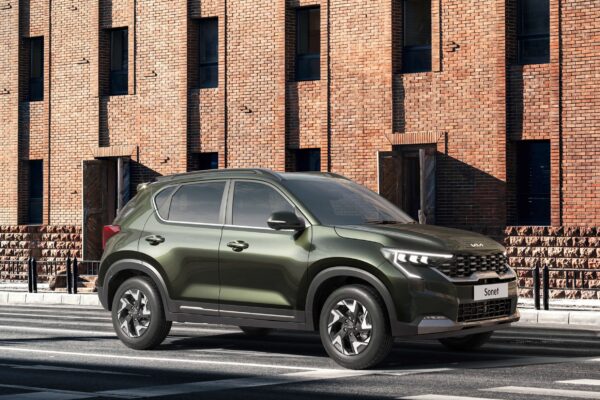 new kia Sonet facelift 2024